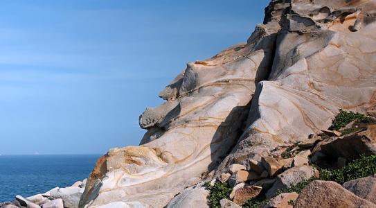 應(yīng)變測(cè)試法檢驗(yàn)護(hù)壁爆破技術(shù)的效果