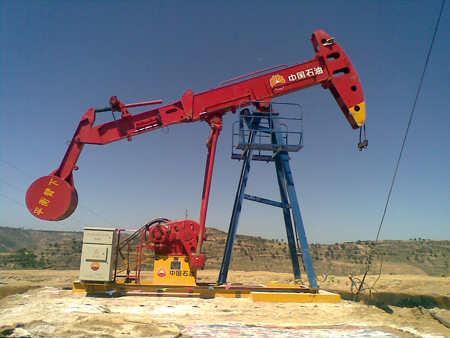 應(yīng)變儀對抽油機擺桿的應(yīng)用